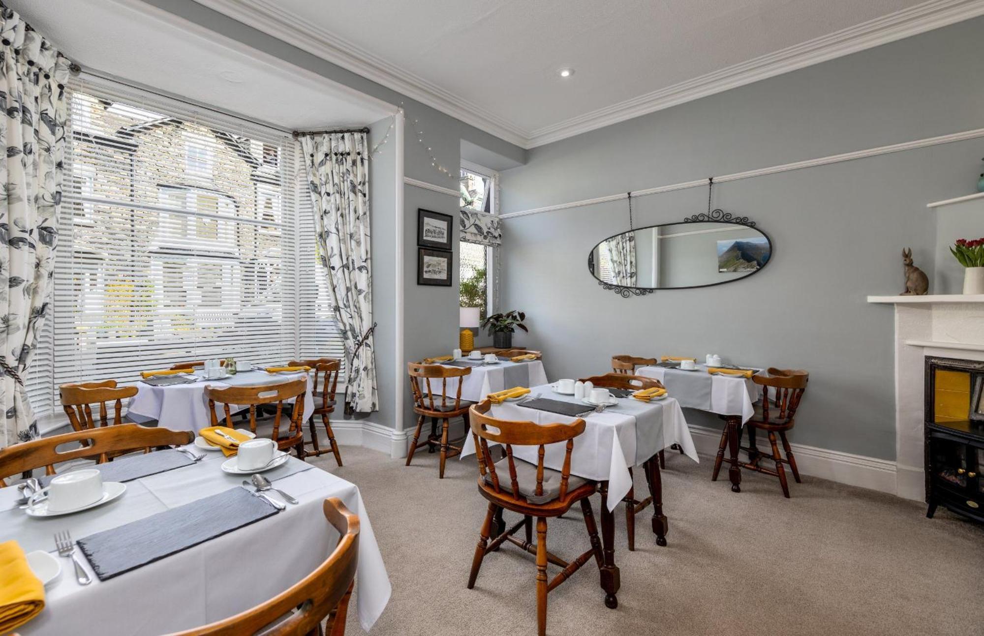 2 Cambridge Villas B & B アンブルサイド エクステリア 写真