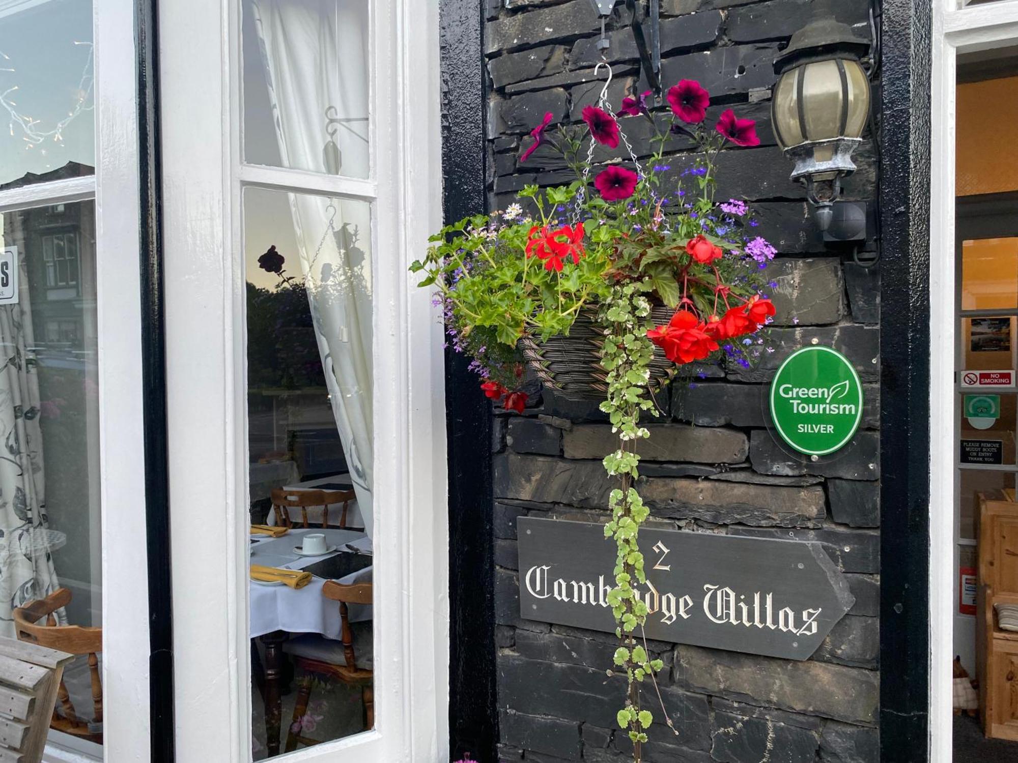 2 Cambridge Villas B & B アンブルサイド エクステリア 写真